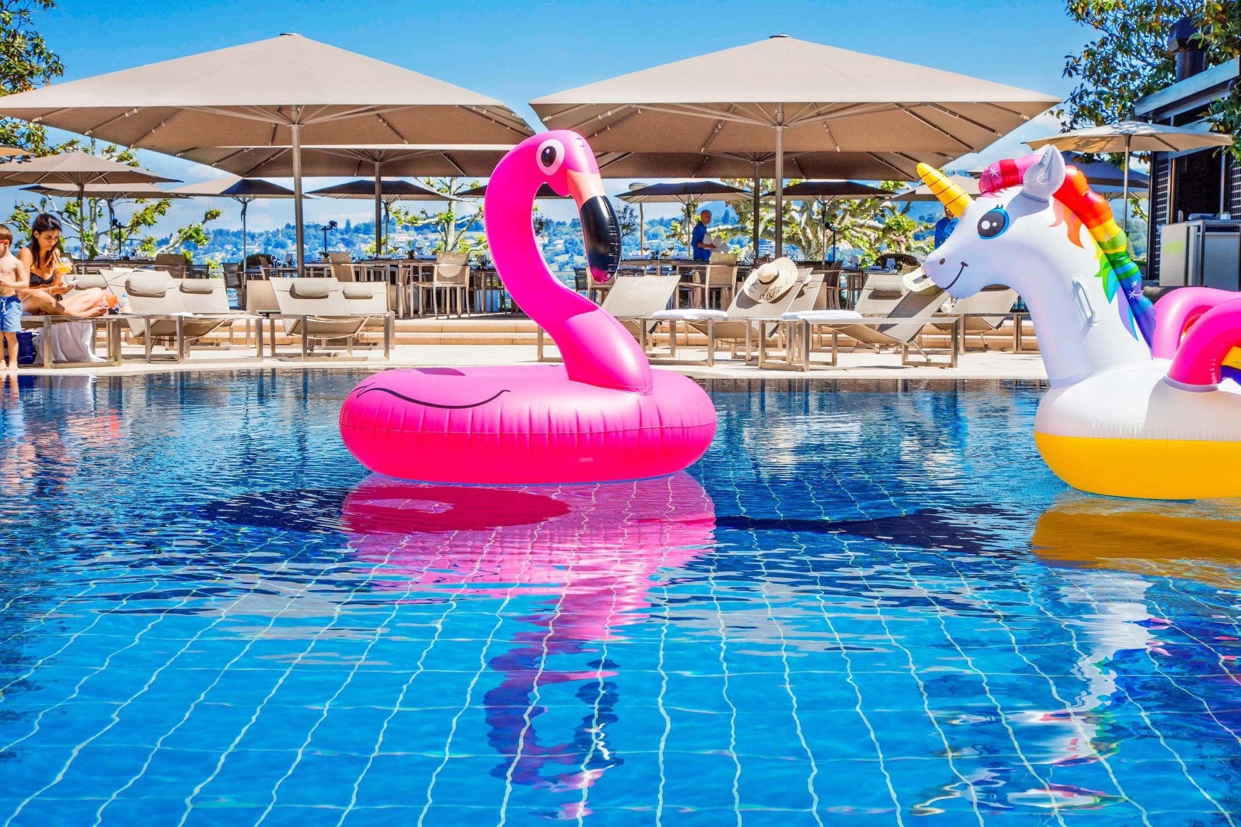 imgi_122_gvalc-poolgarden-6166-hor-clsc