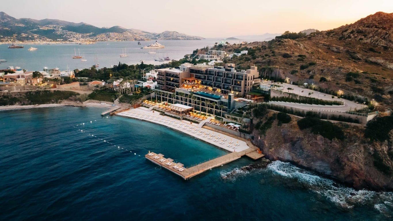 imgi_24_mgallery_bodrum_home_slide02-1366x768