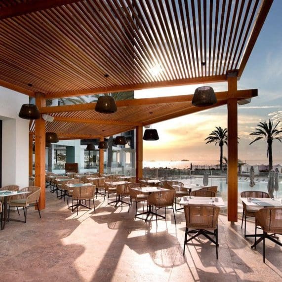 13906810_ImageLargeWidth