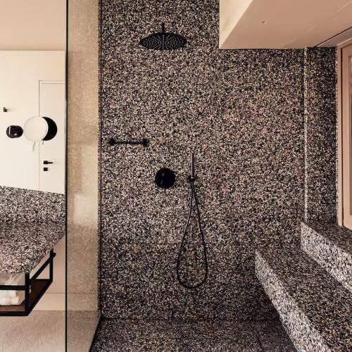 Nous Santorini - Standard Room Shower