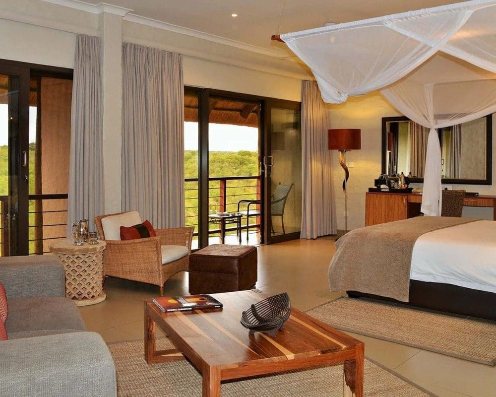 Victoria-Falls-Safari-Club-Suite