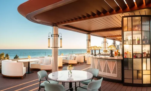 anantara_plaza_nice_hotel_exterior_bar_panoramic_day-cstm-1152x768