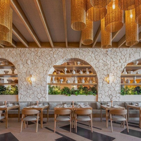 ava-cancun-veranda-restaurant