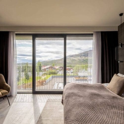 imgi_30_Rooms-header-1024x683